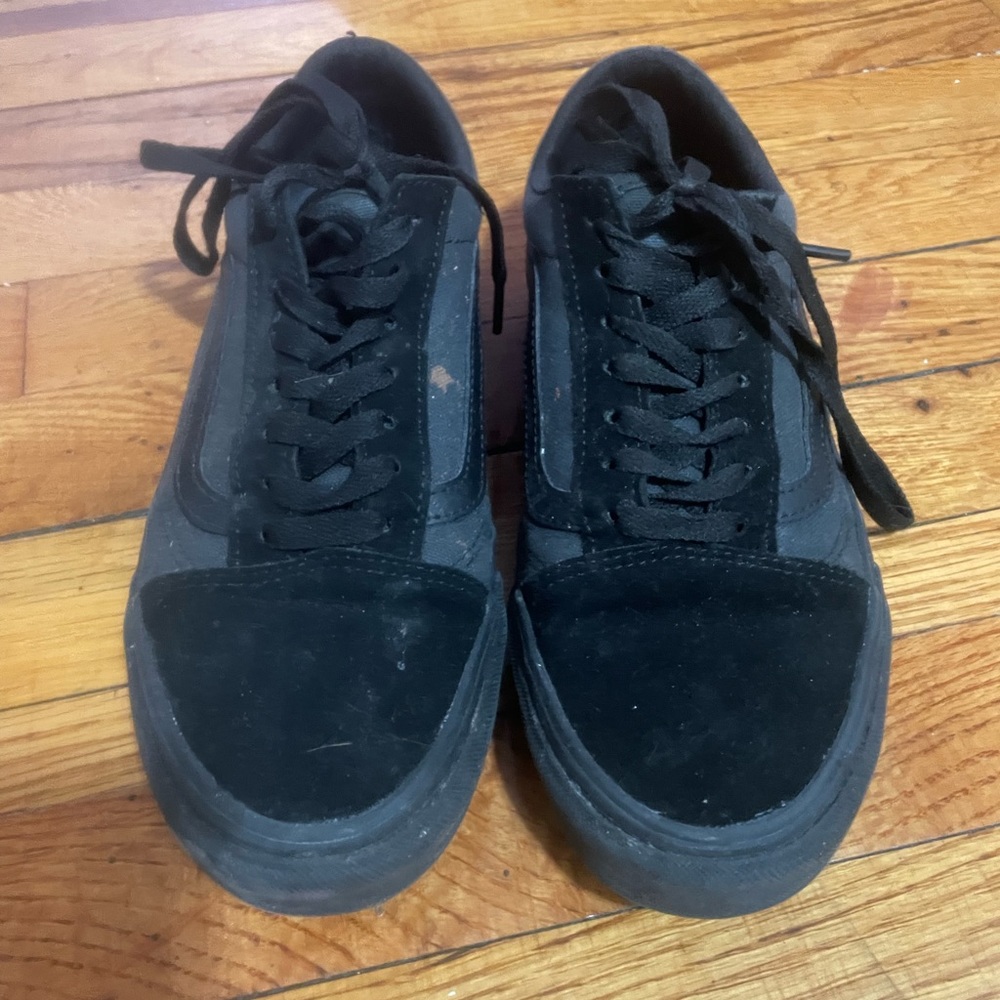 Non slip all black vans | food service shoes